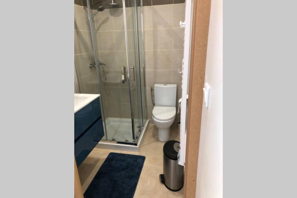 Appartement Au Calme Dans Un Espace Arbore Tourrettes-sur-Loup Exterior foto