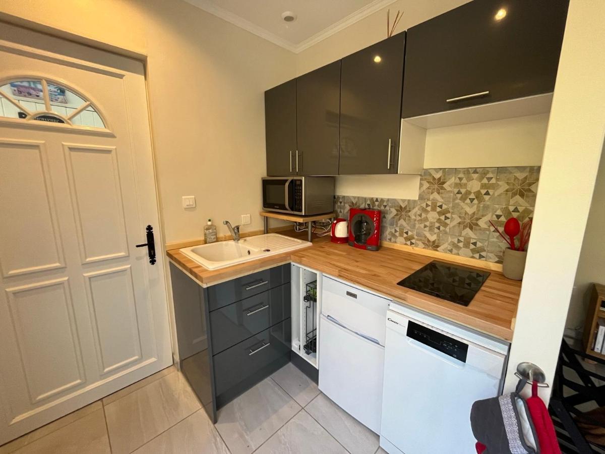Appartement Au Calme Dans Un Espace Arbore Tourrettes-sur-Loup Exterior foto